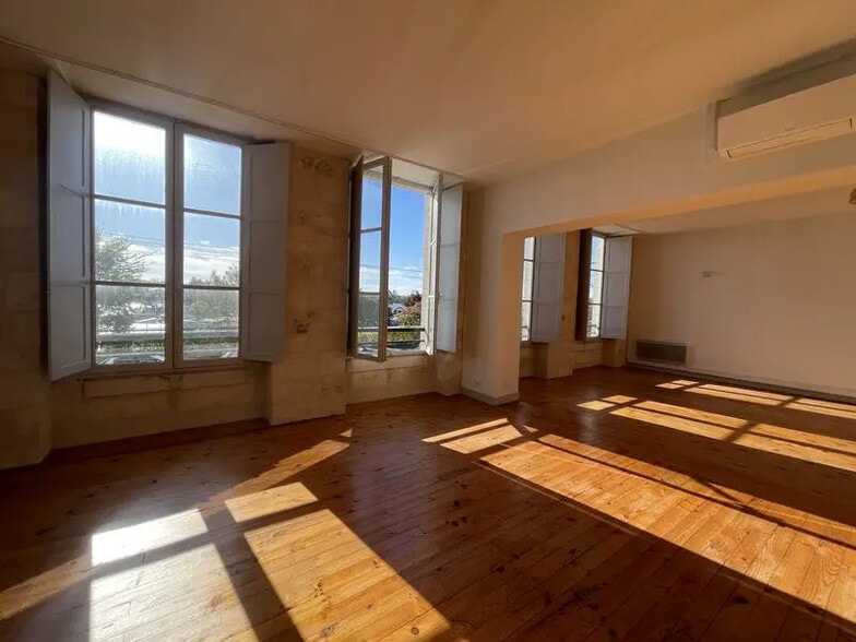 Bureau dans Bordeaux à louer - Photo intérieure – Image 2 sur 5