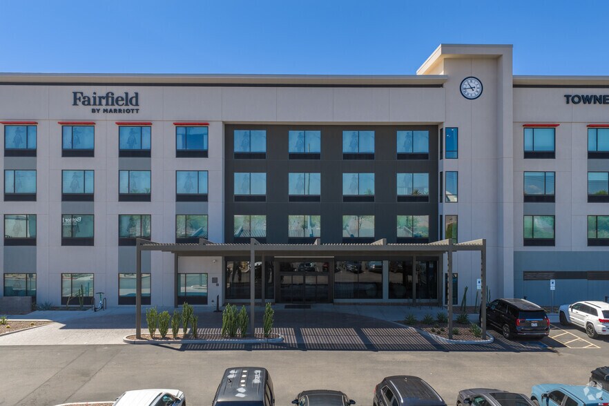 Marriott Hotel, Tempe, AZ à vendre - Photo de l’immeuble – Image 3 sur 5