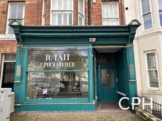 Plus de détails pour 3 St. Martins Sq, Scarborough - Local commercial à vendre