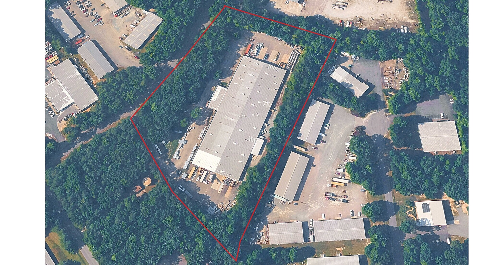 125 Roxbury Industrial Ctr, Charles City, VA à louer Photo de l’immeuble– Image 1 sur 10