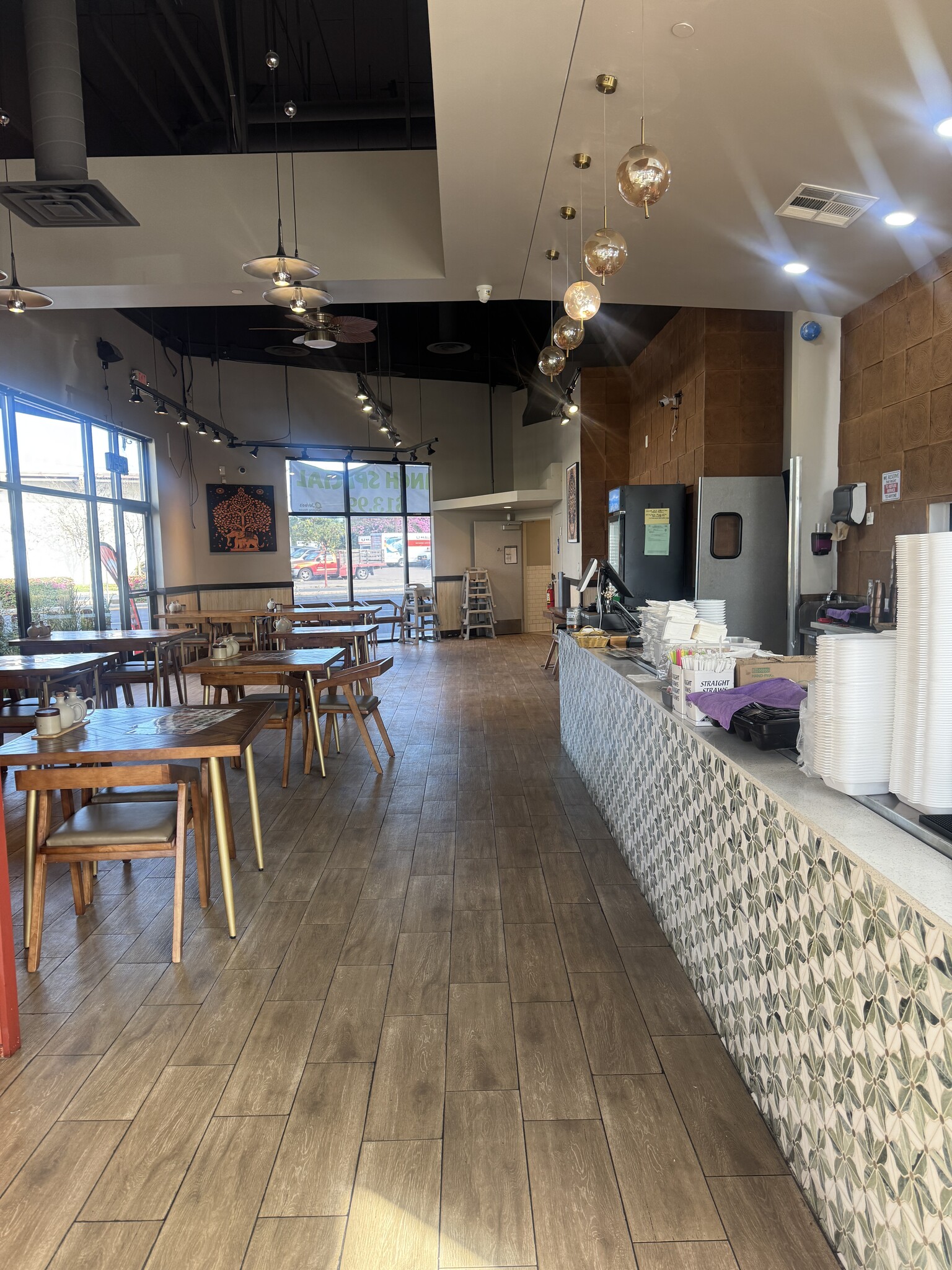 6011 El Cajon Blvd, San Diego, CA à louer Photo intérieure– Image 1 sur 12