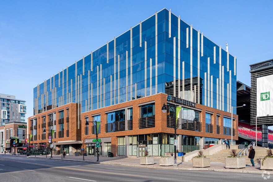 975-983 Bank St, Ottawa, ON à louer - Photo principale – Image 1 sur 10