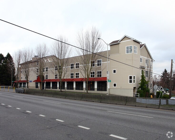 4902 Aurora Ave N, Seattle, WA à vendre - Photo de l’immeuble – Image 3 sur 7