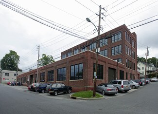 Plus de détails pour 141 Tompkins Ave, Pleasantville, NY - Coworking à louer