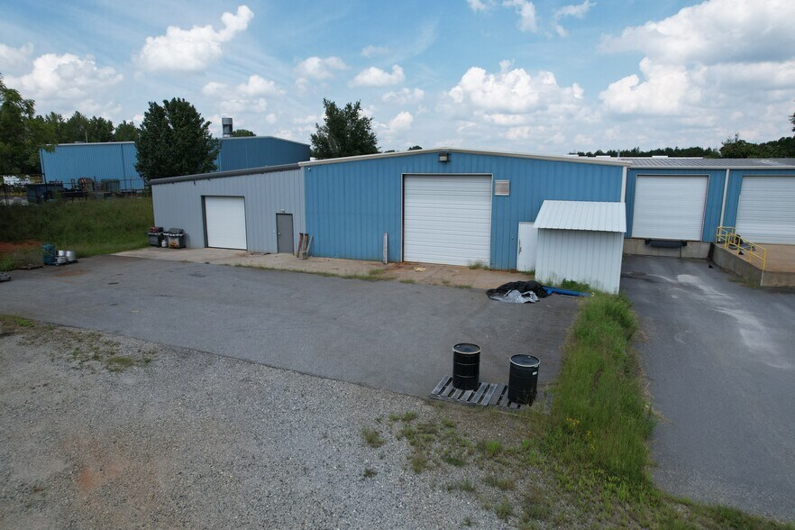 435 Senn Rd, Inman, SC à vendre - Photo de l’immeuble – Image 3 sur 8