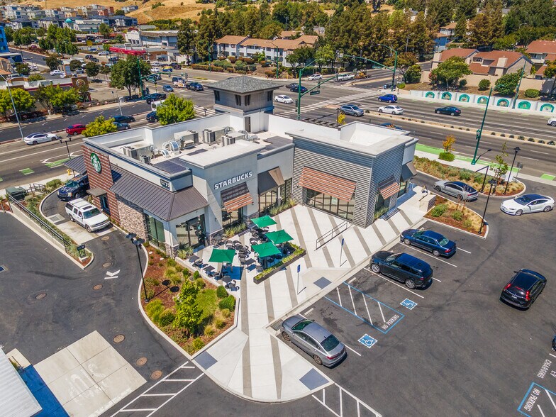 29705 Mission Blvd, Hayward, CA à louer - Photo de l’immeuble – Image 1 sur 14