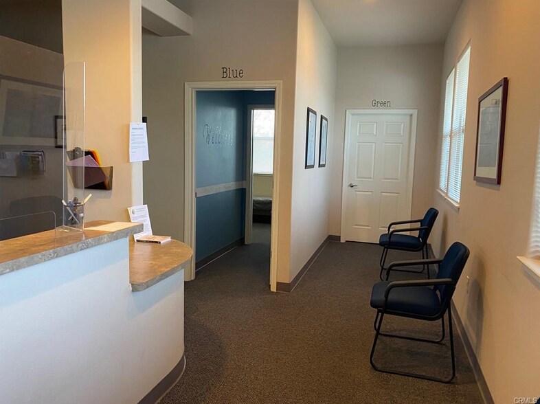 2107 Forest Ave, Chico, CA à vendre - Photo intérieure – Image 3 sur 22