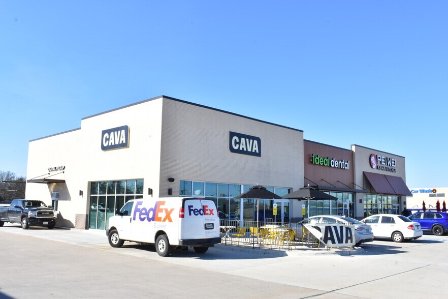 265 NW John Jones Dr, Burleson, TX à vendre - Photo de l’immeuble – Image 3 sur 10