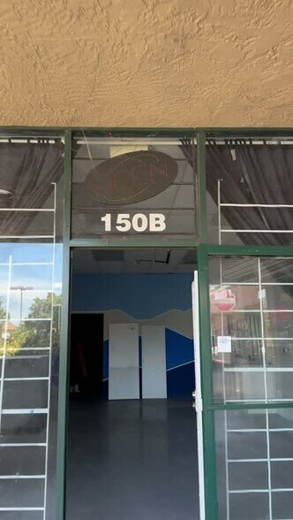 6830 Stockton Blvd, Sacramento, CA à louer - Vidéo sur l’annonce professionnelle – Image 2 sur 8