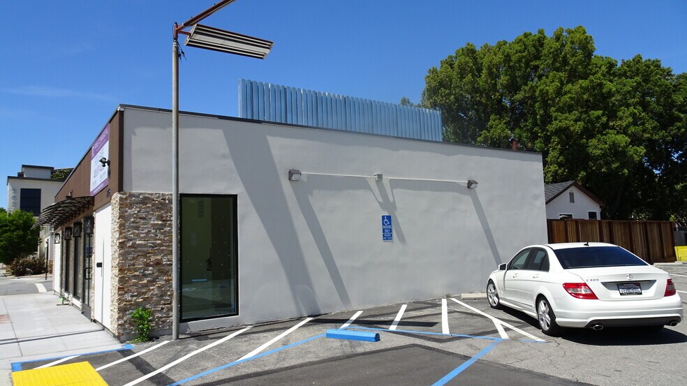275-295 W El Camino Real, Sunnyvale, CA à louer - Photo de l’immeuble – Image 3 sur 7