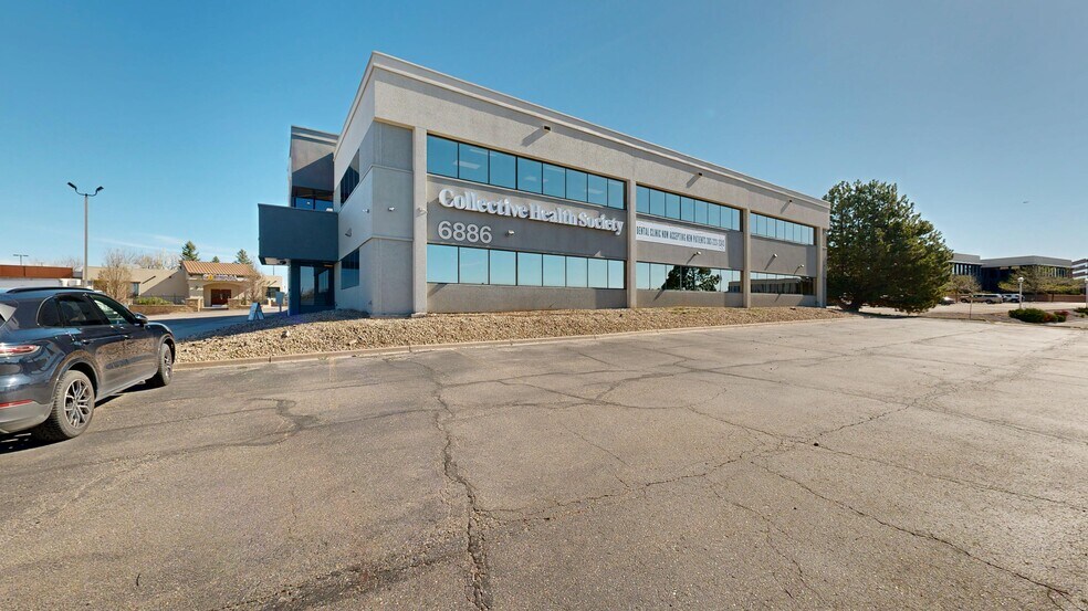 6886 S Yosemite St, Englewood, CO à louer - Photo de l’immeuble – Image 3 sur 11