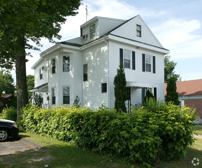 29 Connecticut Blvd, East Hartford, CT à vendre - Photo de l’immeuble – Image 3 sur 3