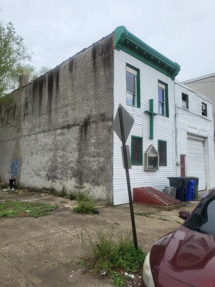 712 S 3rd St, Camden, NJ à vendre - Photo de l’immeuble – Image 3 sur 9
