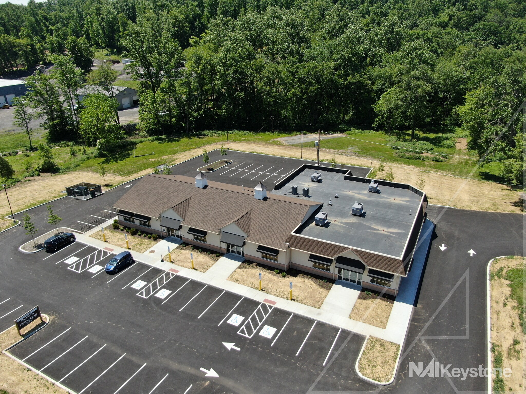 590 Oley Rd, Oley, PA à louer Photo de l’immeuble– Image 1 sur 9