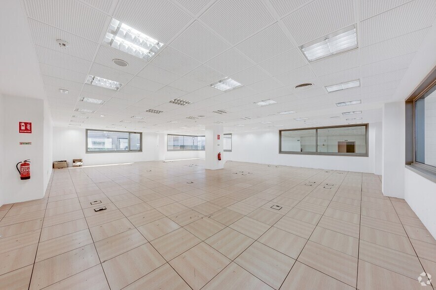 Avenida Europa, 2, Alcorcón, Madrid à louer - Photo de l’immeuble – Image 2 sur 12