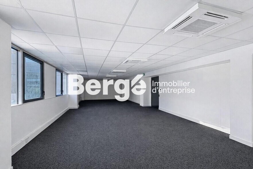 Bureau dans Nice à louer - Photo de l’immeuble – Image 3 sur 6