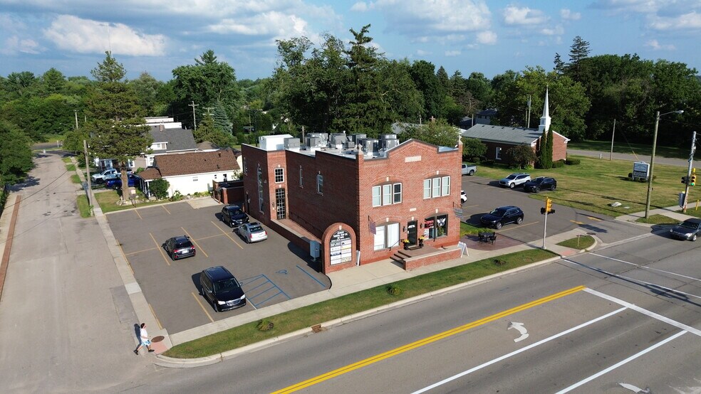 58540 Van Dyke Ave, Washington, MI à vendre - Photo de l’immeuble – Image 1 sur 5
