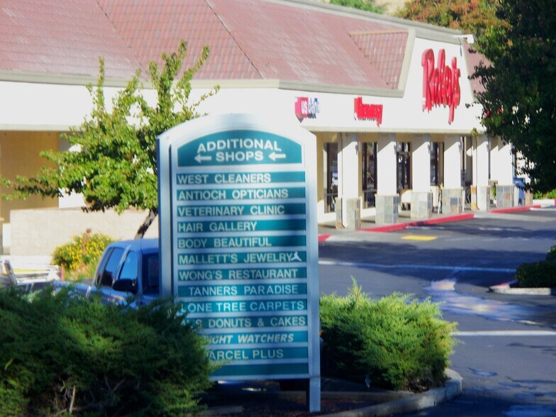 3600-3714 Lone Tree Way, Antioch, CA à vendre - Photo de l’immeuble – Image 2 sur 19