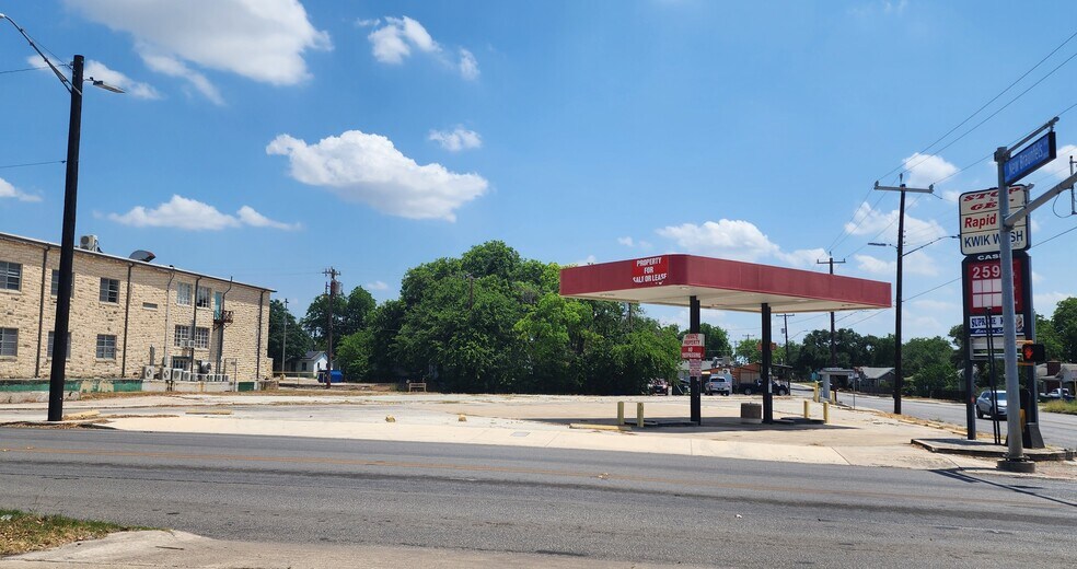 2902 S New Braunfels Ave, San Antonio, TX à vendre - Photo de l’immeuble – Image 2 sur 7
