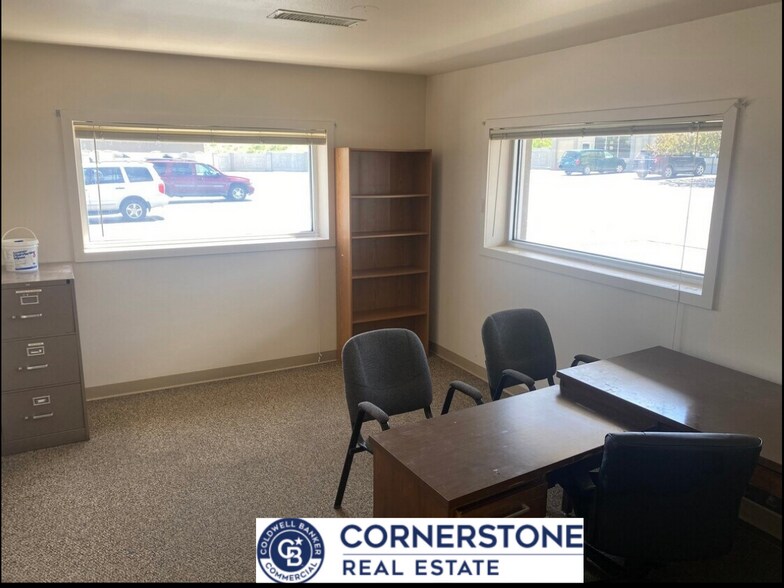 347 N Walsh Dr, Casper, WY à vendre - Photo de l’immeuble – Image 3 sur 6