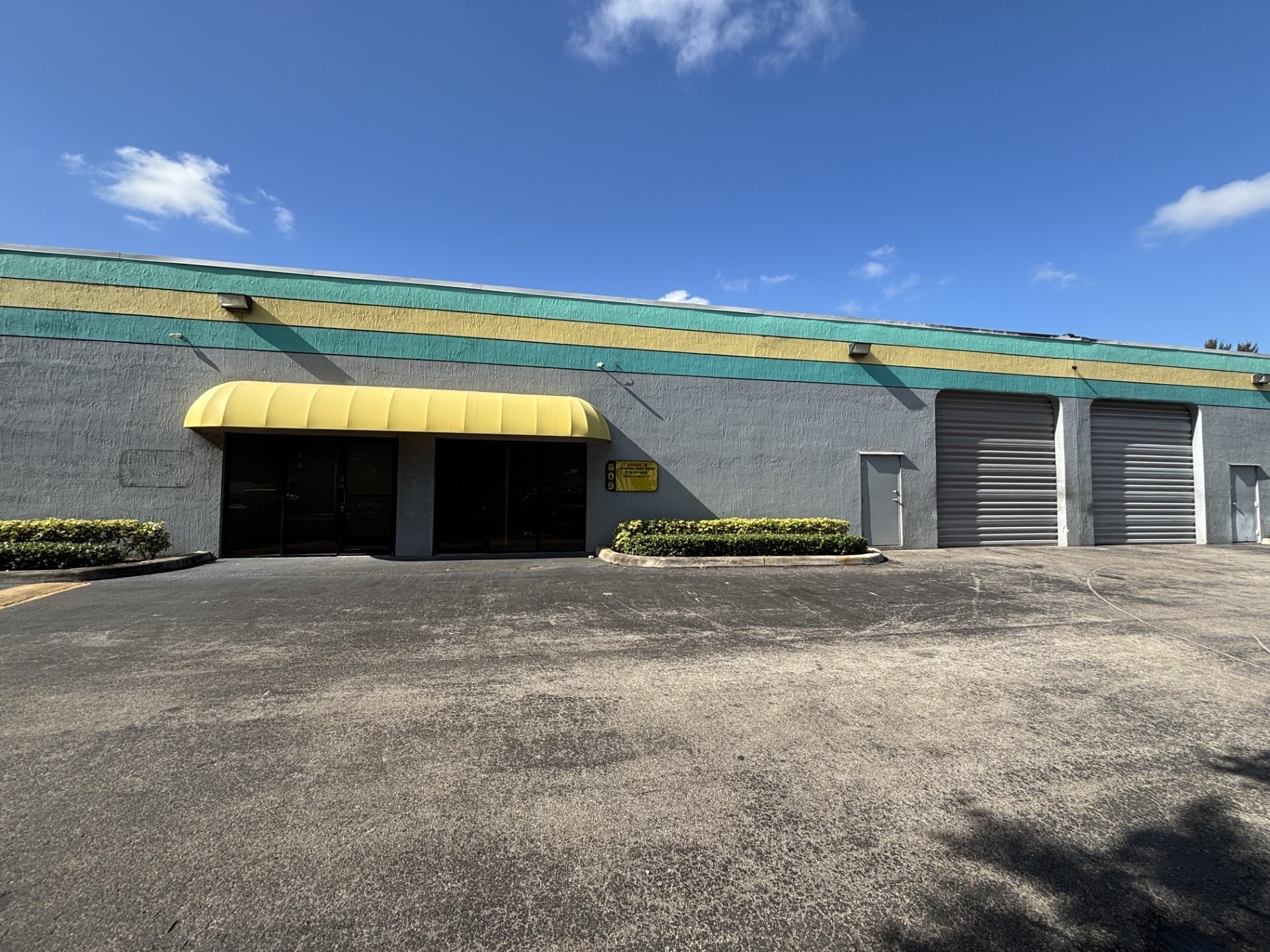 4990 SW 52nd St, Fort Lauderdale, FL à louer Photo de l’immeuble– Image 1 sur 10
