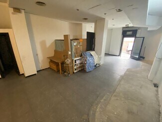 Plus de détails pour Local commercial à vendre