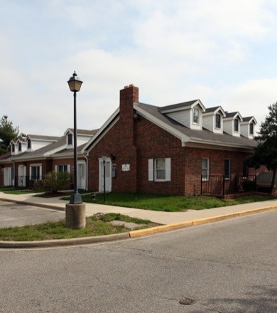 9672 Marlboro Pike, Upper Marlboro, MD à louer - Photo de l’immeuble – Image 1 sur 10