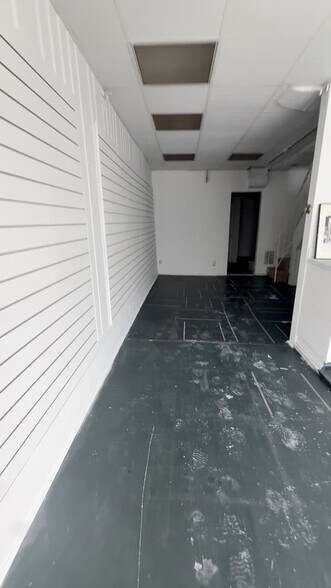 1669 Wisconsin Ave NW, Washington, DC à louer - Vidéo sur l’annonce professionnelle – Image 2 sur 18
