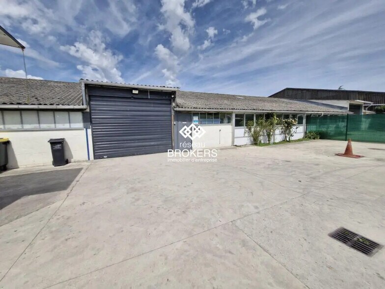 Industriel/Logistique dans Le Pin à louer - Photo de l’immeuble – Image 1 sur 4