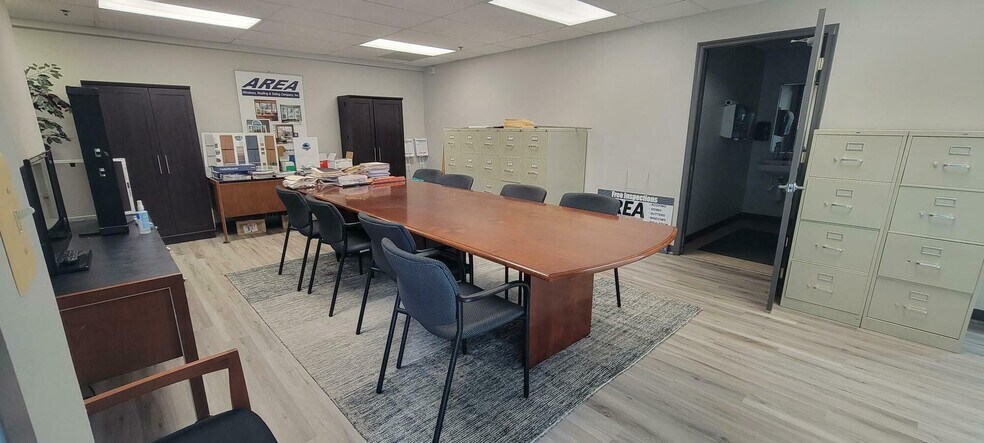5800 Woodcliff Rd, Bowie, MD à vendre - Photo intérieure – Image 2 sur 12