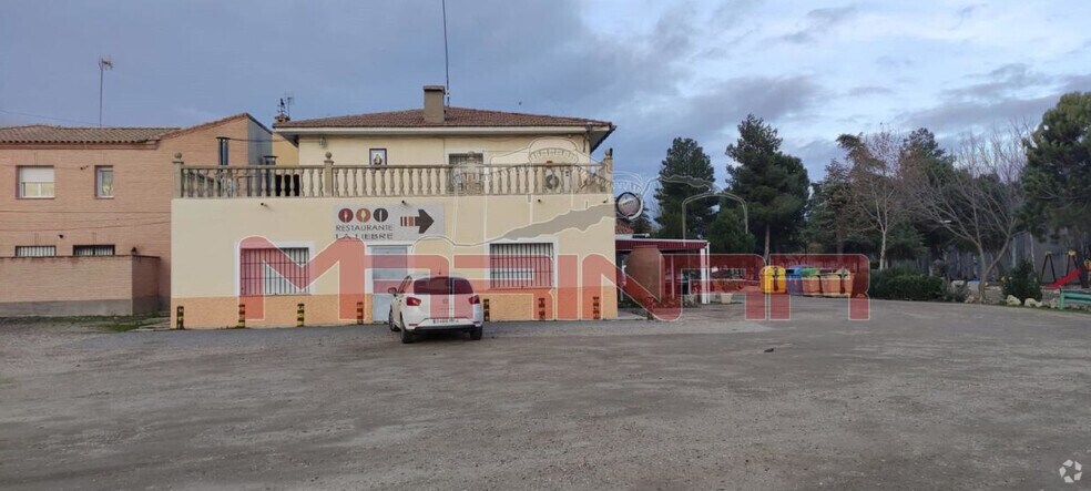 Local commercial dans Yeles, Toledo à vendre - Photo de l’immeuble – Image 3 sur 17
