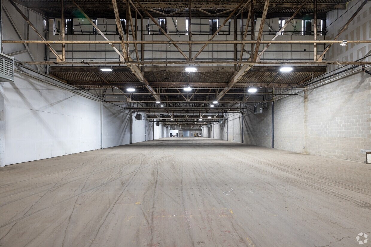 297 Getty Ave, Paterson, NJ à louer Photo intérieure– Image 1 sur 4