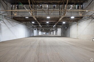 297 Getty Ave, Paterson, NJ à louer Photo intérieure– Image 1 sur 4