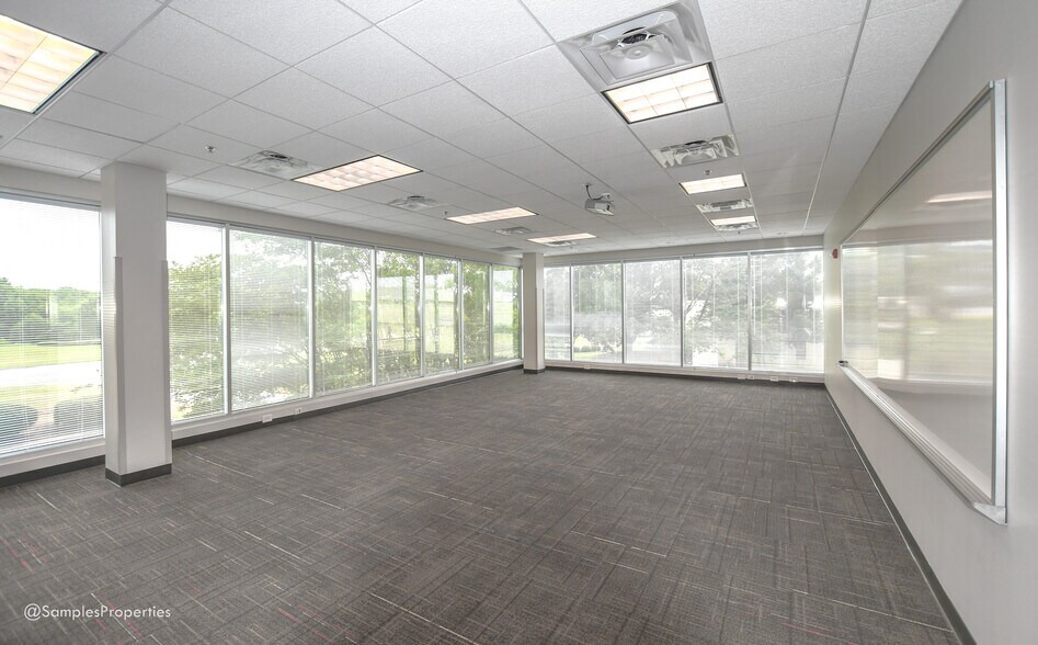4955 Corporate Dr NW, Huntsville, AL à louer - Photo intérieure – Image 2 sur 8