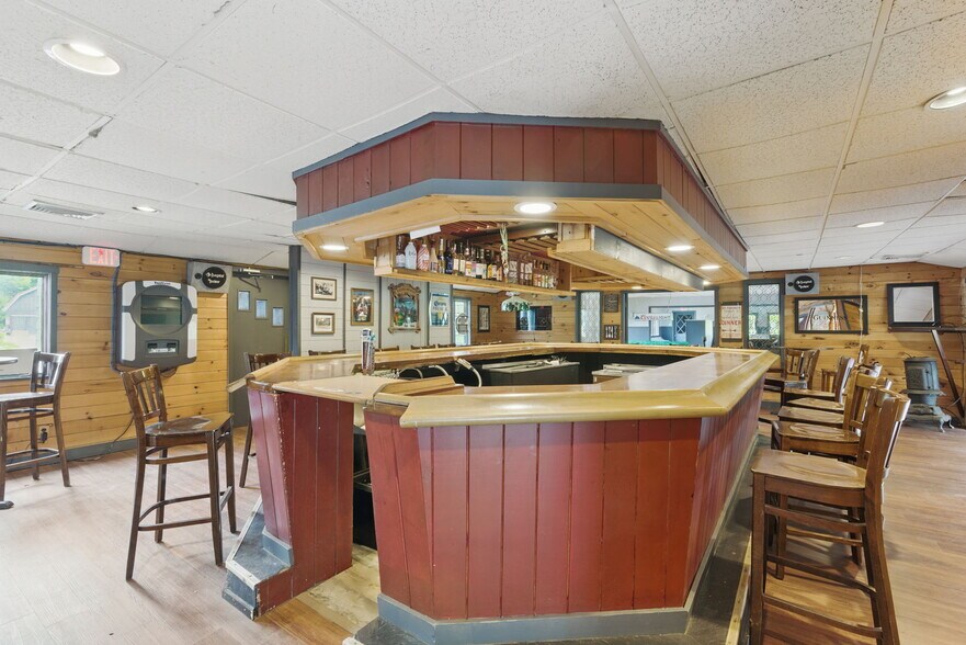 200 Worthington Rd, Huntington, MA à vendre - Photo intérieure – Image 3 sur 27