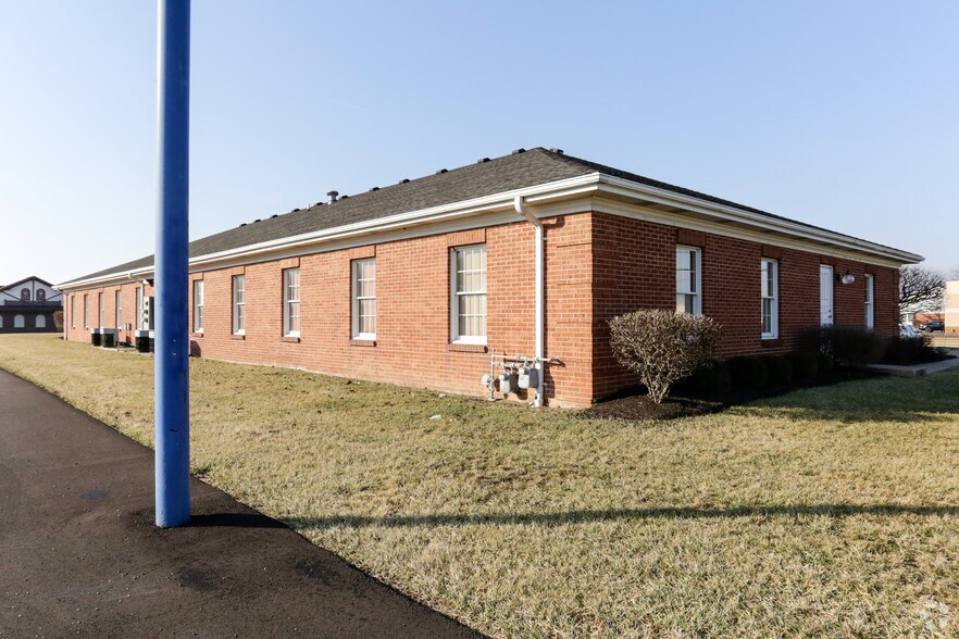 1301 E Ash St, Piqua, OH à louer - Photo de l’immeuble – Image 3 sur 9