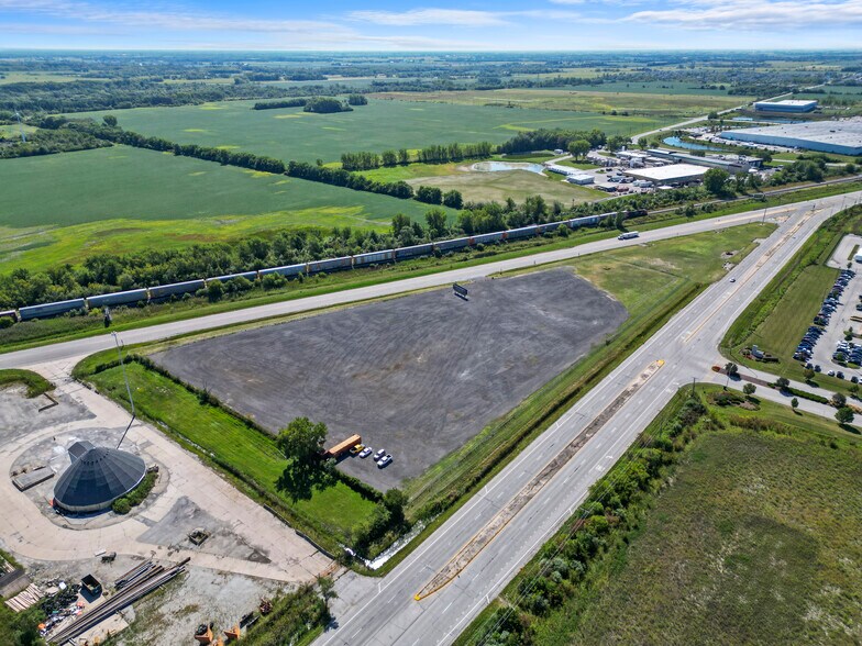 24306 S Governors Hwy, Monee, IL à vendre - Photo de l’immeuble – Image 3 sur 21