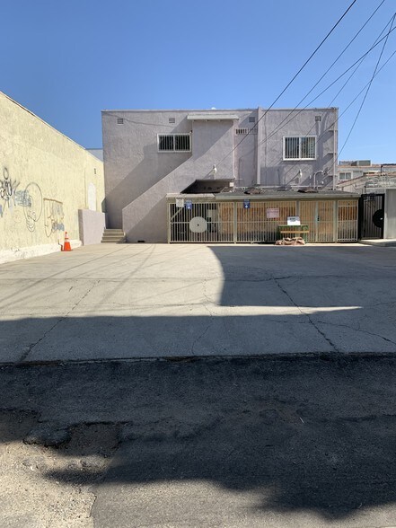 8264-8268 Melrose Ave, Los Angeles, CA à louer - Photo de l’immeuble – Image 2 sur 6