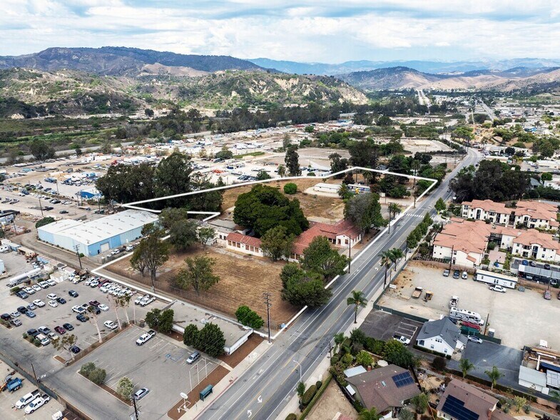 2647 N Ventura Ave, Ventura, CA à vendre - Aérien – Image 2 sur 3