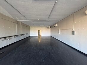 270-274 E 10th St, Pittsburg, CA à louer Photo intérieure– Image 2 sur 10