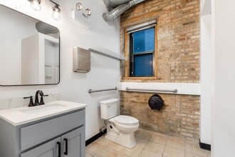 415 N Aberdeen St, Chicago, IL à louer Photo intérieure– Image 2 sur 7