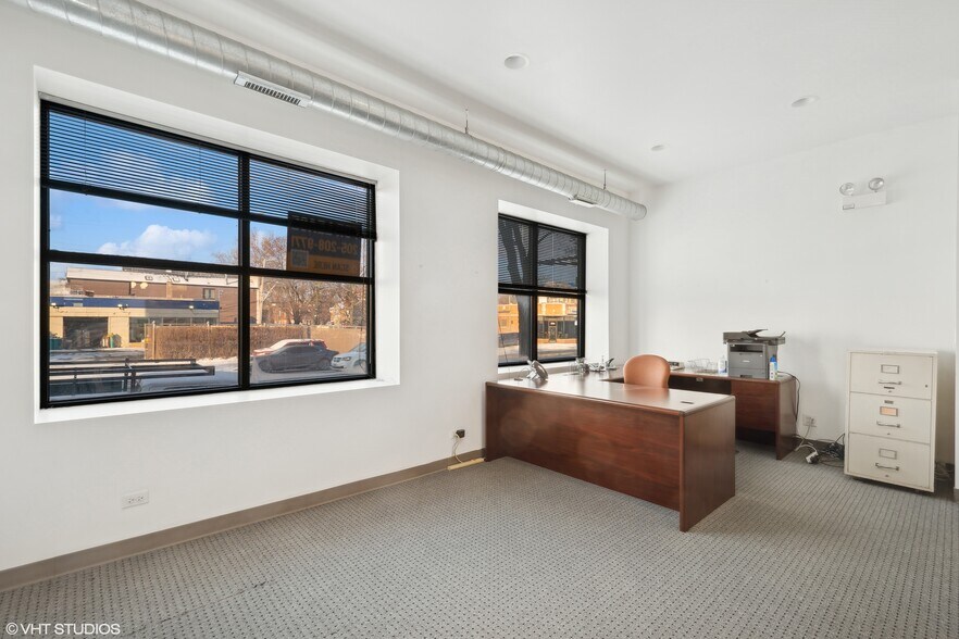 2147 N Western Ave, Chicago, IL à louer - Photo intérieure – Image 2 sur 13