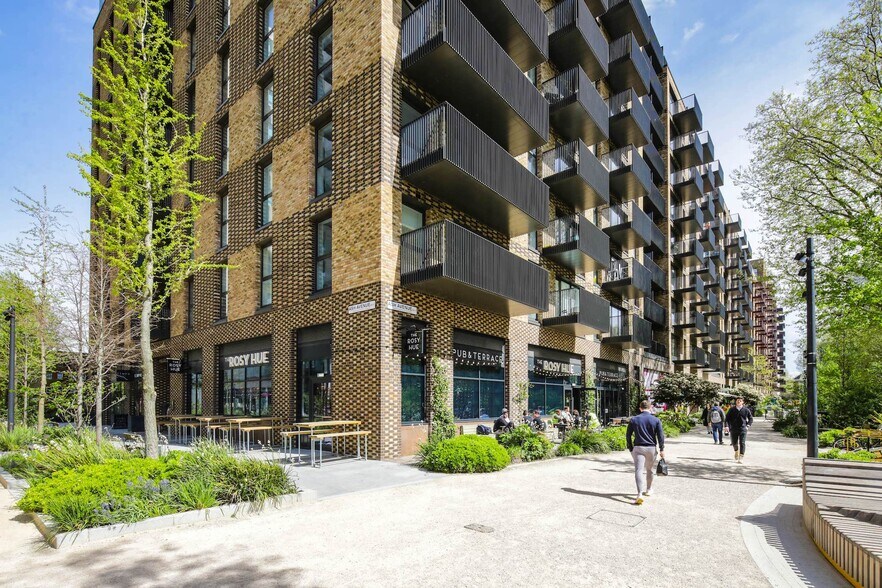 4 Ash Av, Londres à louer - Photo de l’immeuble – Image 1 sur 1