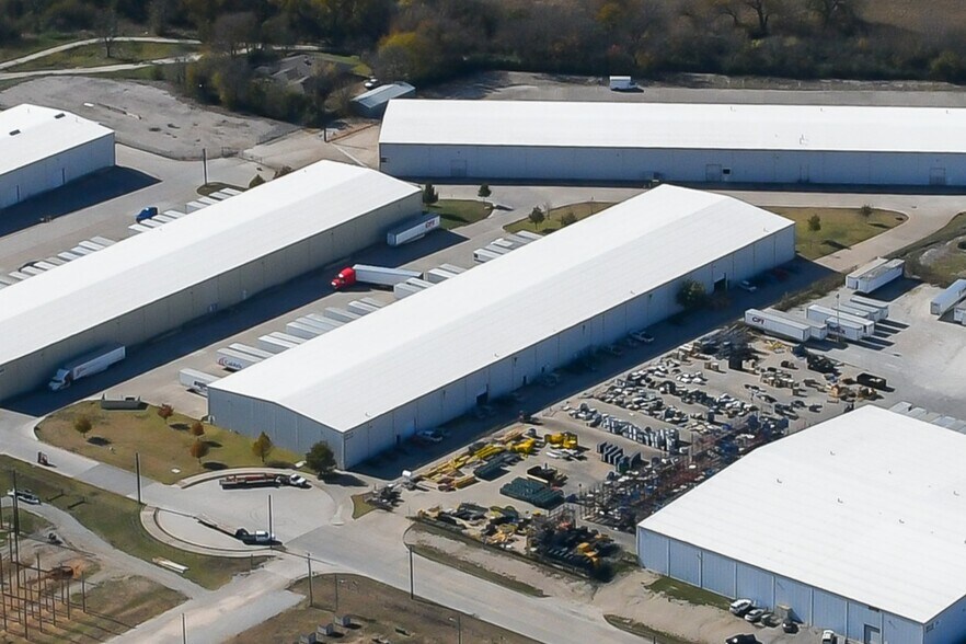 5091 Dakota Ln, Denton, TX à vendre - Photo de l’immeuble – Image 2 sur 25