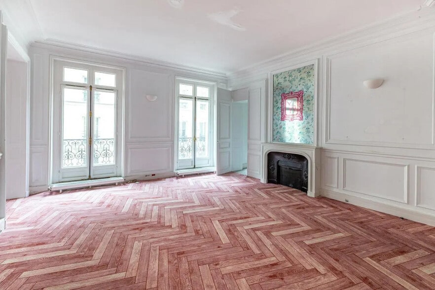 30 Rue D'Astorg, Paris à louer - Photo de l’immeuble – Image 1 sur 9