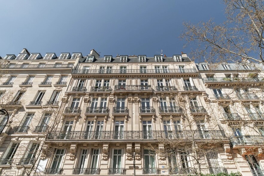 25 Avenue Niel, Paris à louer - Photo de l’immeuble – Image 2 sur 5