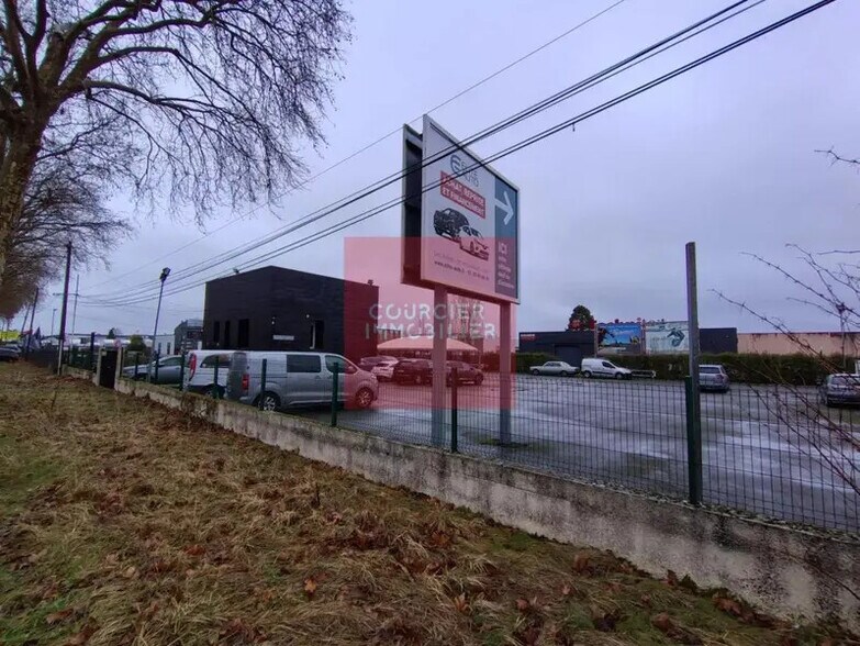 185 Route Nationale 10, Coignières à louer - Photo de l’immeuble – Image 2 sur 9