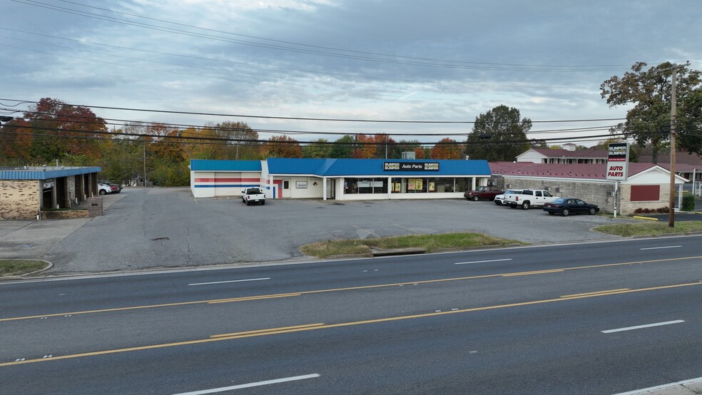 512 S 12th St, Murray, KY à vendre - Photo de l’immeuble – Image 3 sur 12