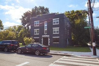 Plus de détails pour 5501 Foote St NE, Washington, DC - Logement à vendre