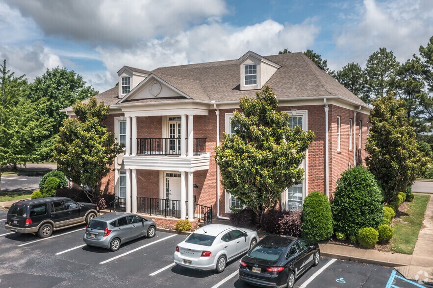 6812 Crumpler Blvd, Olive Branch, MS à louer - Photo de l’immeuble – Image 1 sur 4